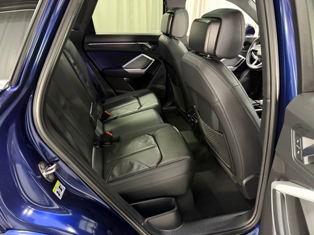 Used 2022 Audi Q3 2.0T Premium Plus w/ Premium Plus Package image 8