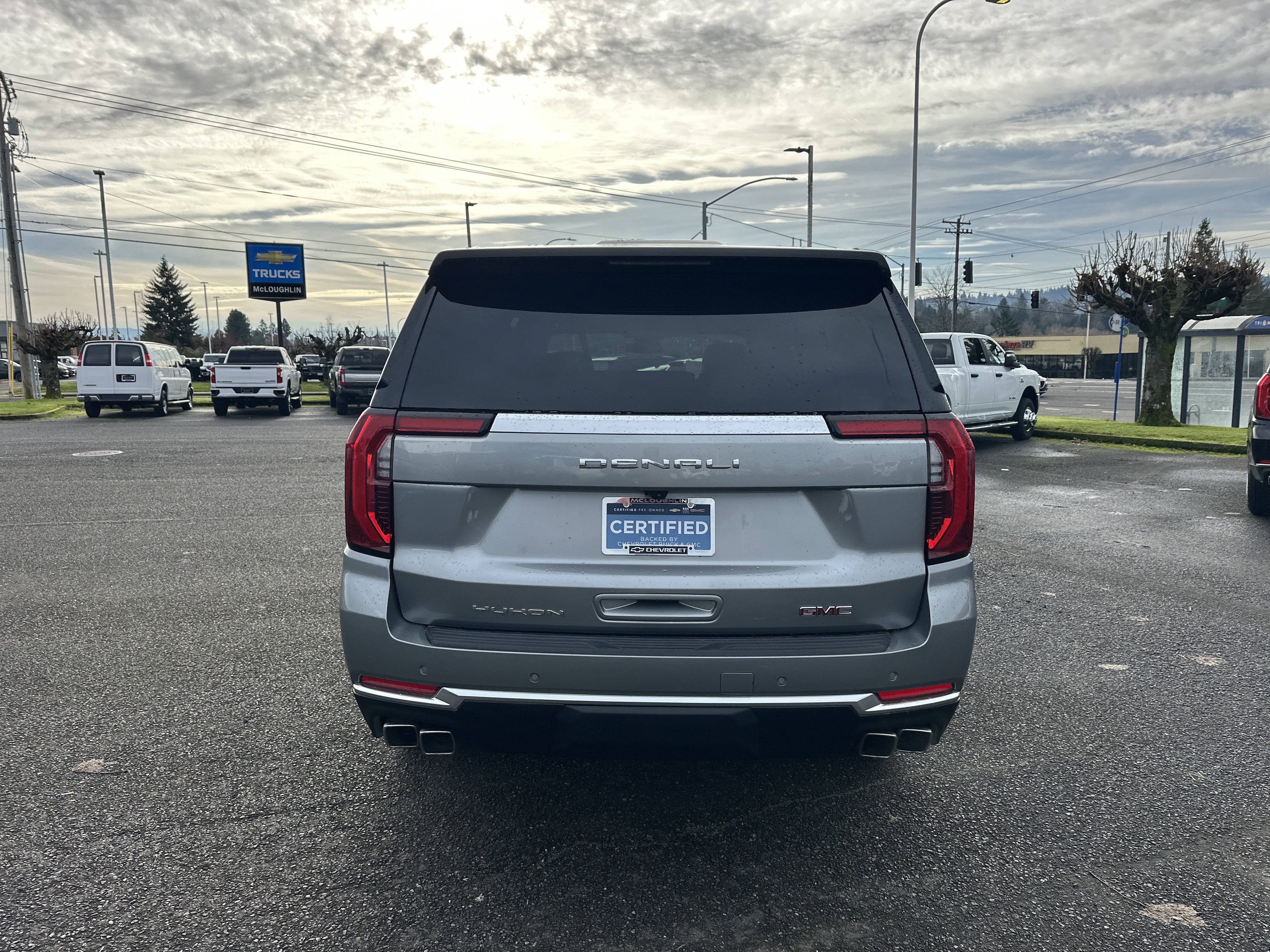 Certified 2025 GMC Yukon XL Denali image 4
