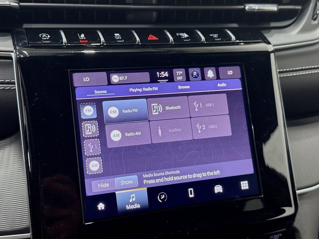 New 2025 Jeep Grand Cherokee L Laredo image 35