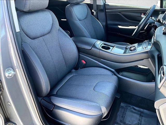 Used 2021 Hyundai Santa Fe SEL w/ Convenience Package image 9