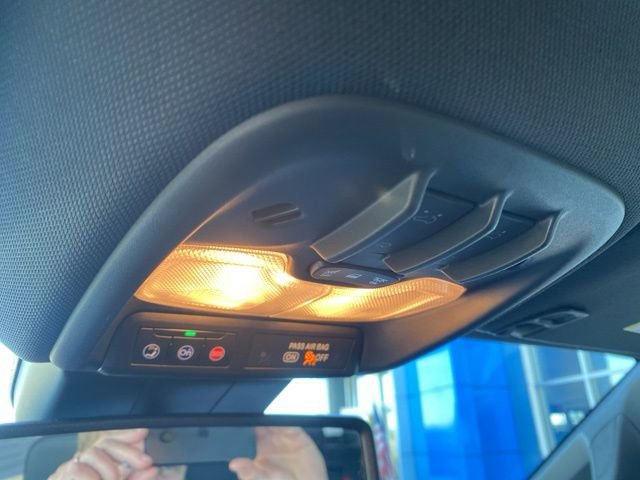 Used 2023 Chevrolet Colorado Z71 w/ Z71 Convenience Package 2 image 16