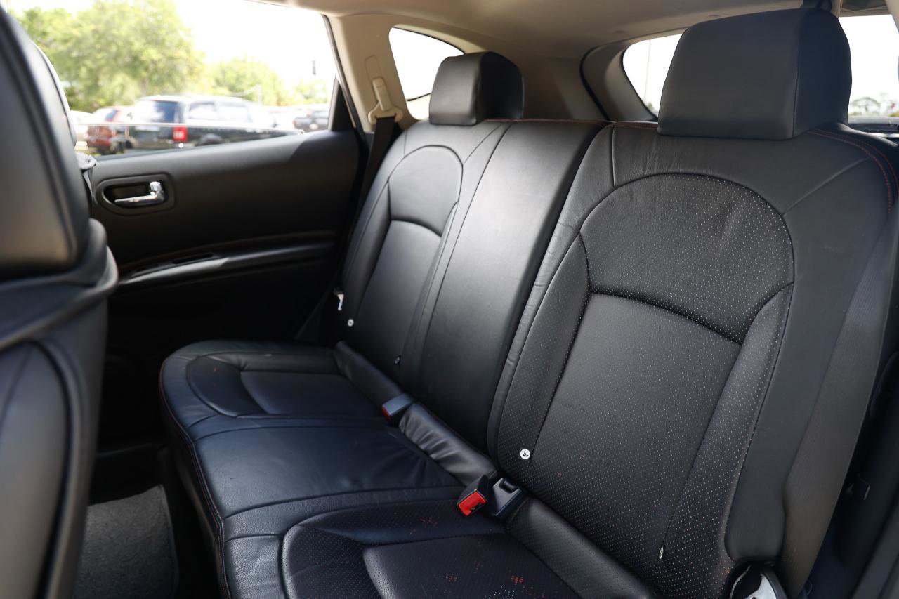 Used 2011 Nissan Rogue SV w/ SL Pkg image 8