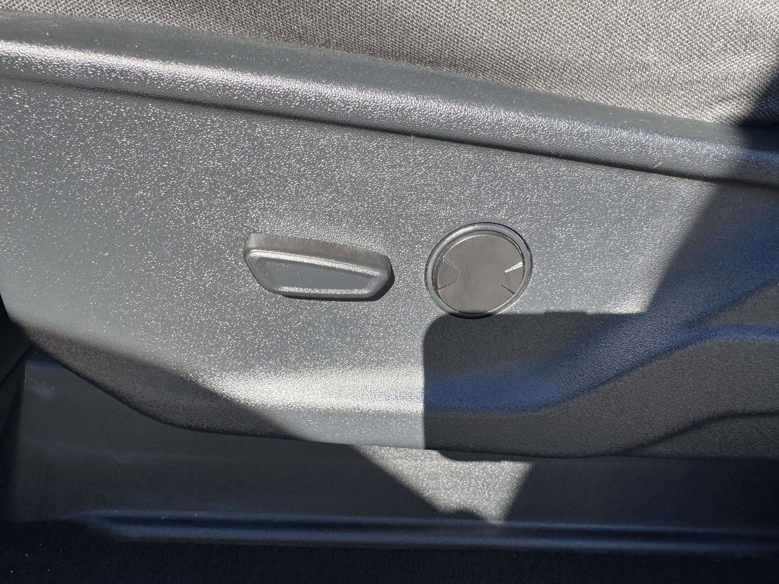 Used 2024 Ford F250 XLT image 21