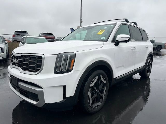 Certified 2023 Kia Telluride S w/ S Sunroof Package image 3