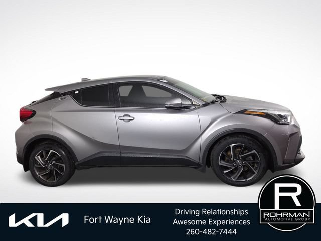Used 2020 Toyota C-HR Limited FWD image 5