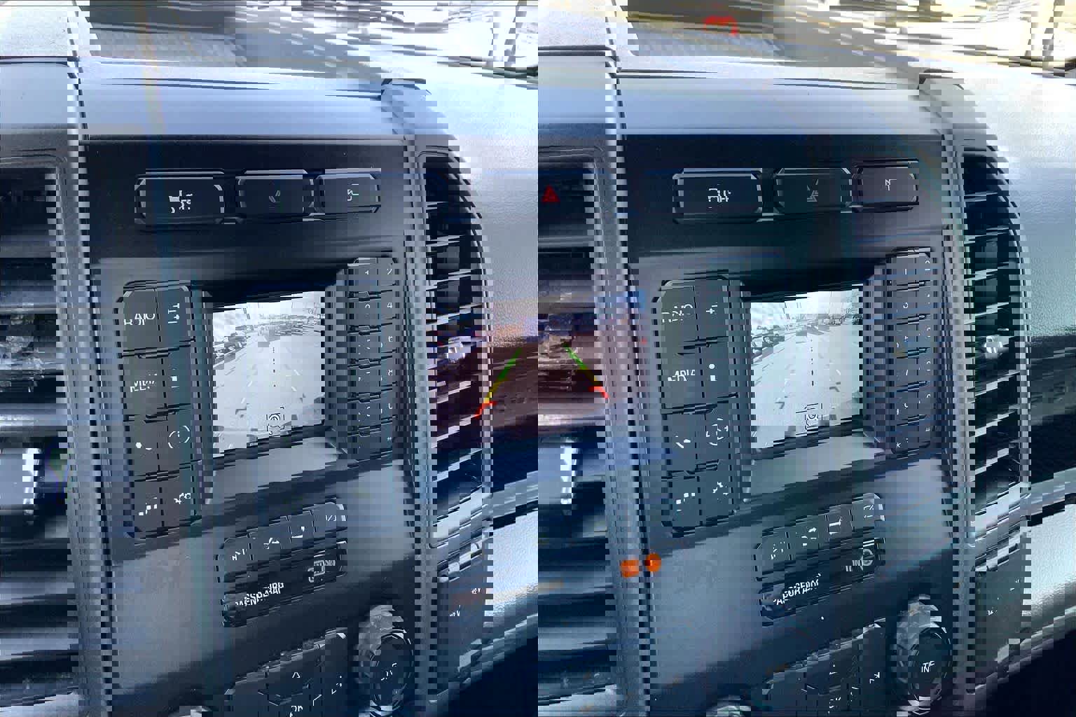 Used 2022 Ford F250 XL w/ Power Equipment Group image 27