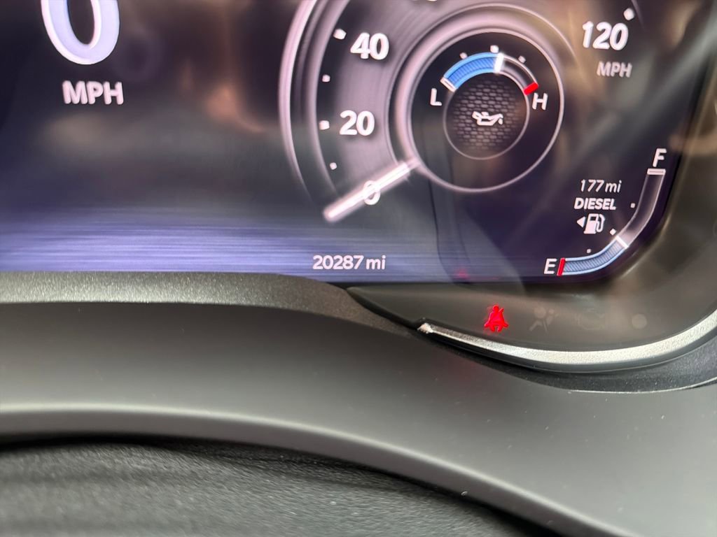 Used 2024 RAM 2500 Laramie w/ Night Edition image 18