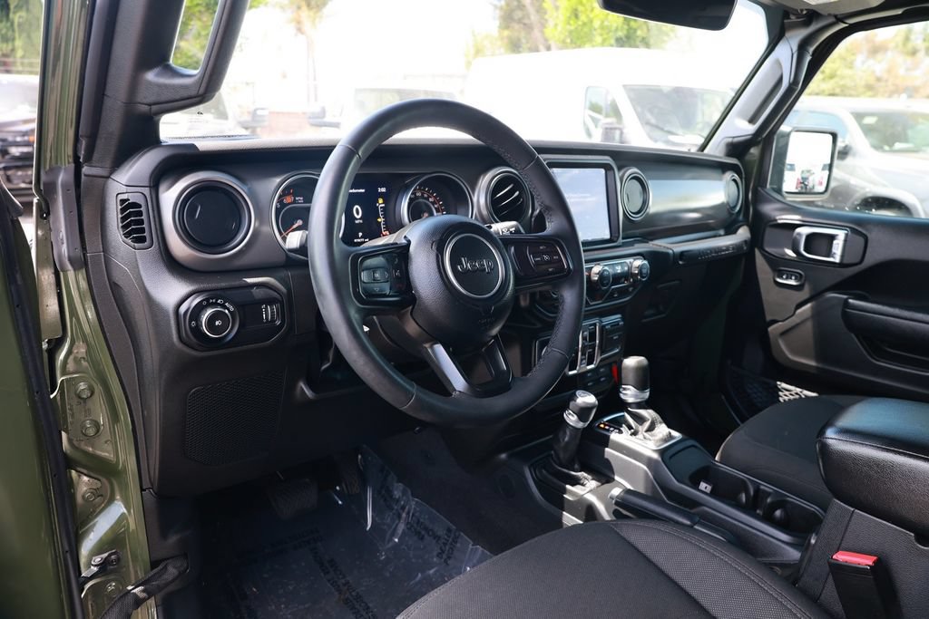 Used 2023 Jeep Wrangler Unlimited Sport AWD/4WD image 14