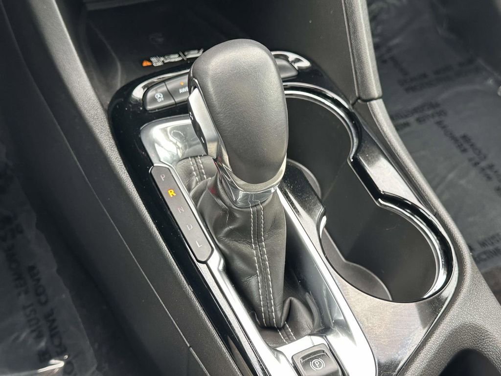 Certified 2024 Buick Encore GX Avenir w/ Avenir Technology Package image 34