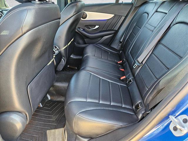 Used 2022 Mercedes-Benz GLC 300 image 17