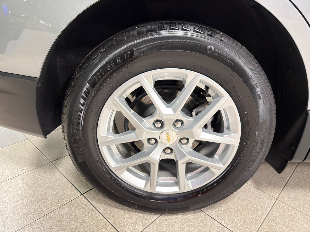 Used 2024 Chevrolet Equinox LS w/ LPO, Floor Liner Package image 12