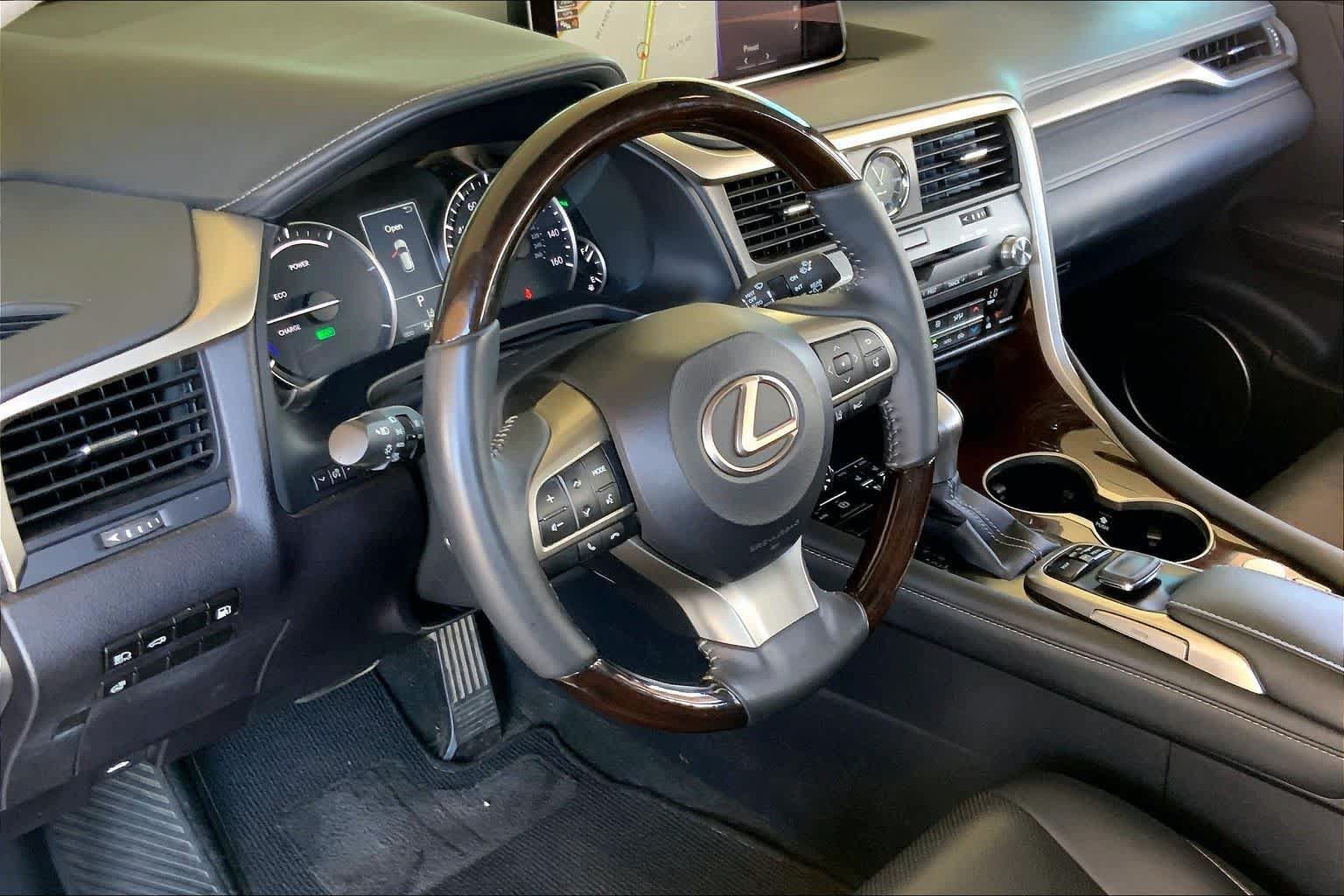 Used 2017 Lexus RX 450h AWD w/ Cold Weather Package image 17