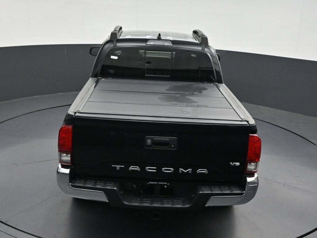 Used 2021 Toyota Tacoma SR5 RWD image 18