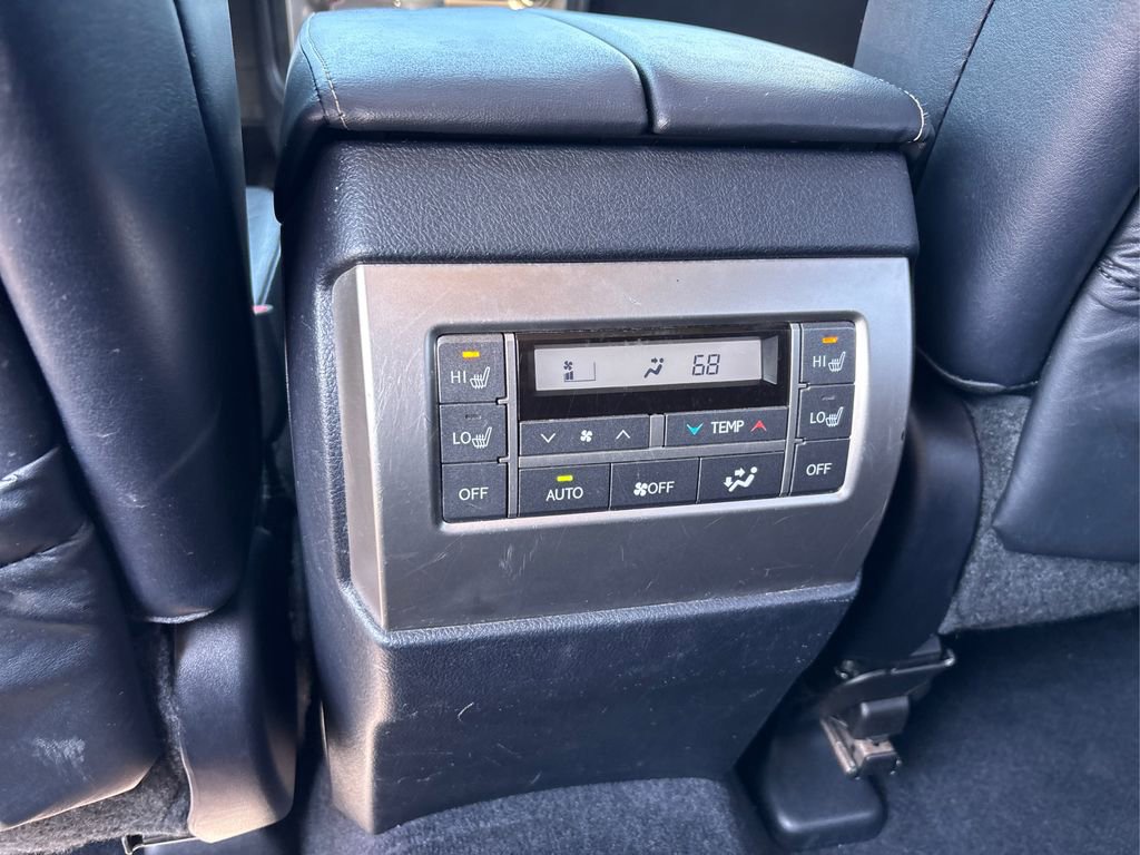 Used 2017 Lexus GX 460 Premium w/ Premium Package image 37