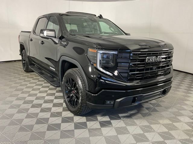 Used 2024 GMC Sierra 1500 Elevation w/ Elevation Premium Package AWD/4WD image 3
