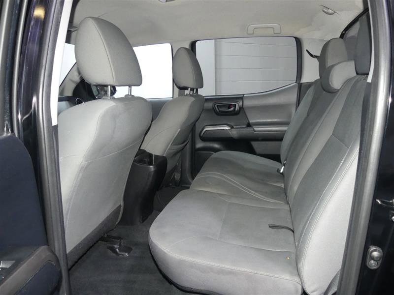 Used 2016 Toyota Tacoma SR5 w/ SR5 Appearance Package (SN) image 25