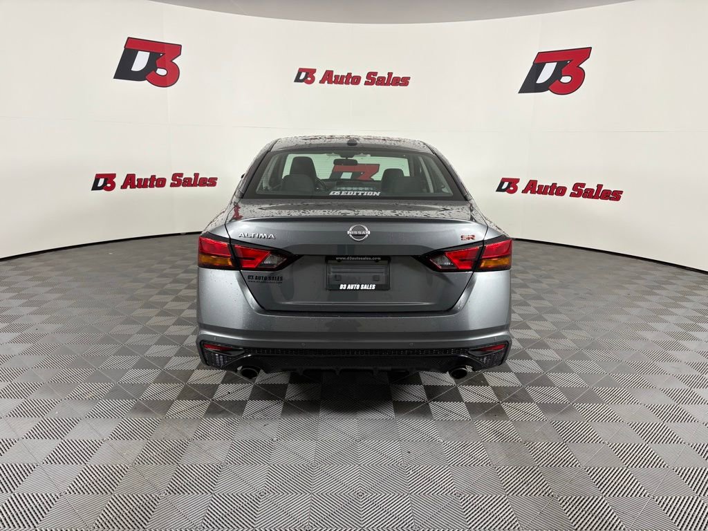 Used 2025 Nissan Altima 2.5 SR image 5