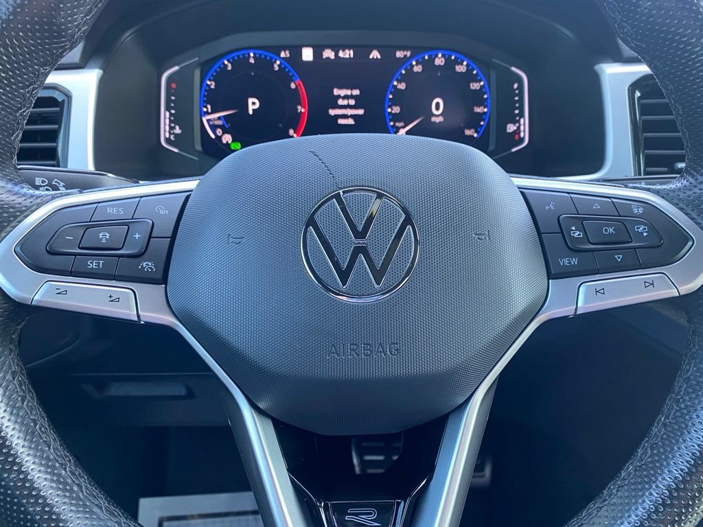 Used 2022 Volkswagen Atlas Cross Sport SEL Premium R-Line AWD/4WD image 28