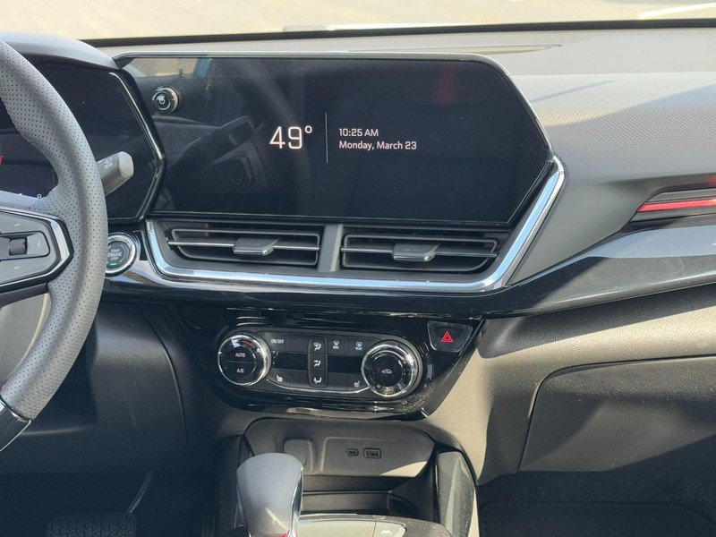 New 2026 Chevrolet Trax RS w/ Sunroof Package FWD image 26