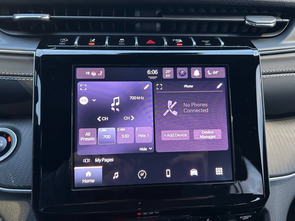 New 2025 Jeep Grand Cherokee 4WD image 13