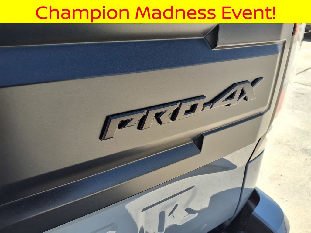 New 2026 Nissan Frontier PRO-4X w/ Pro-4x Convenience Package image 9