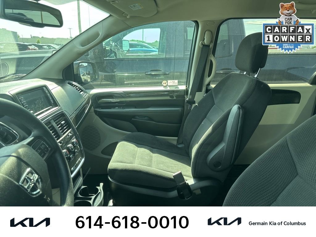 Used 2018 Dodge Grand Caravan SE w/ UConnect Hands-Free Group FWD image 8
