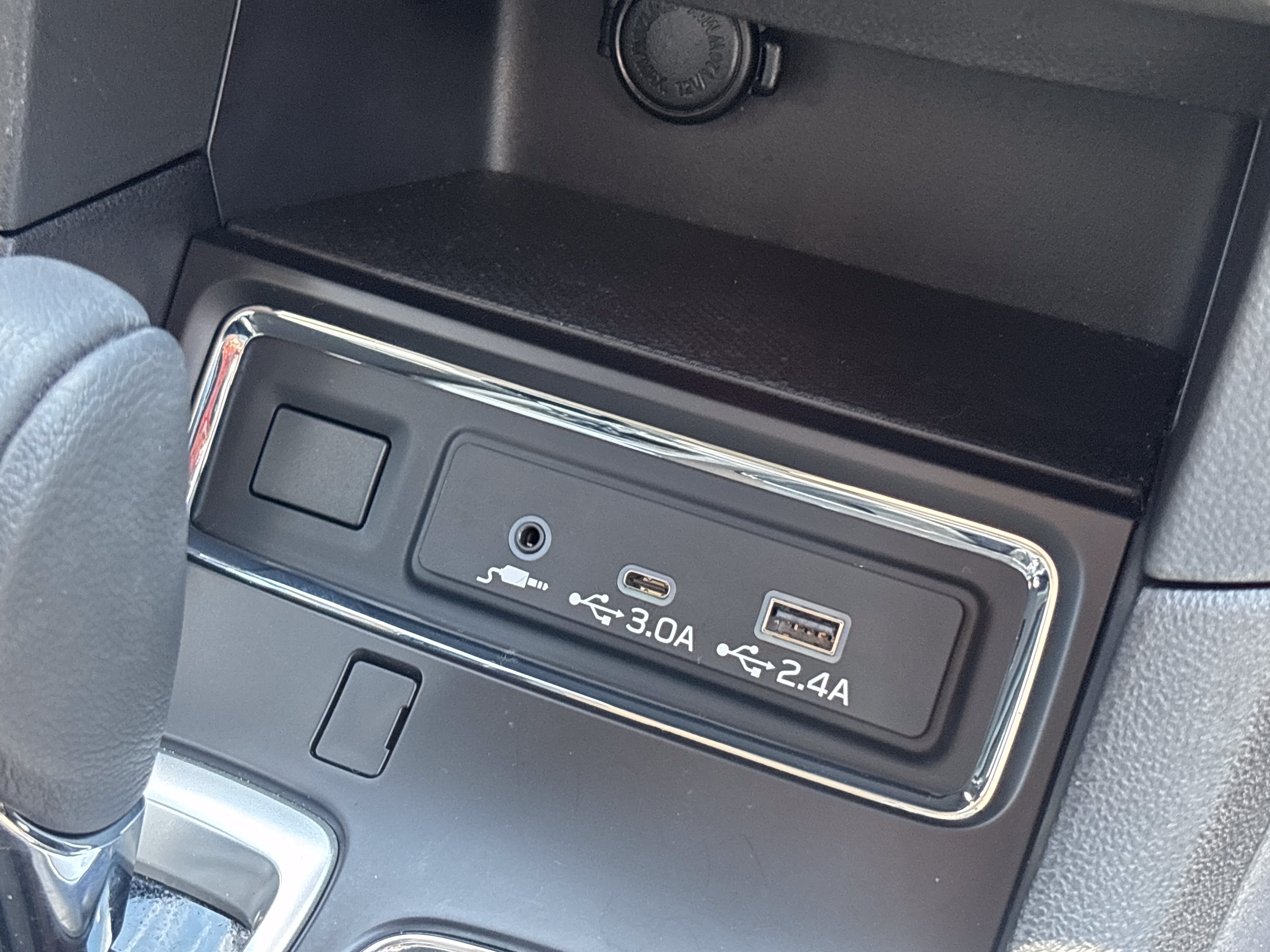 Used 2024 Subaru Ascent Onyx Edition AWD/4WD image 8