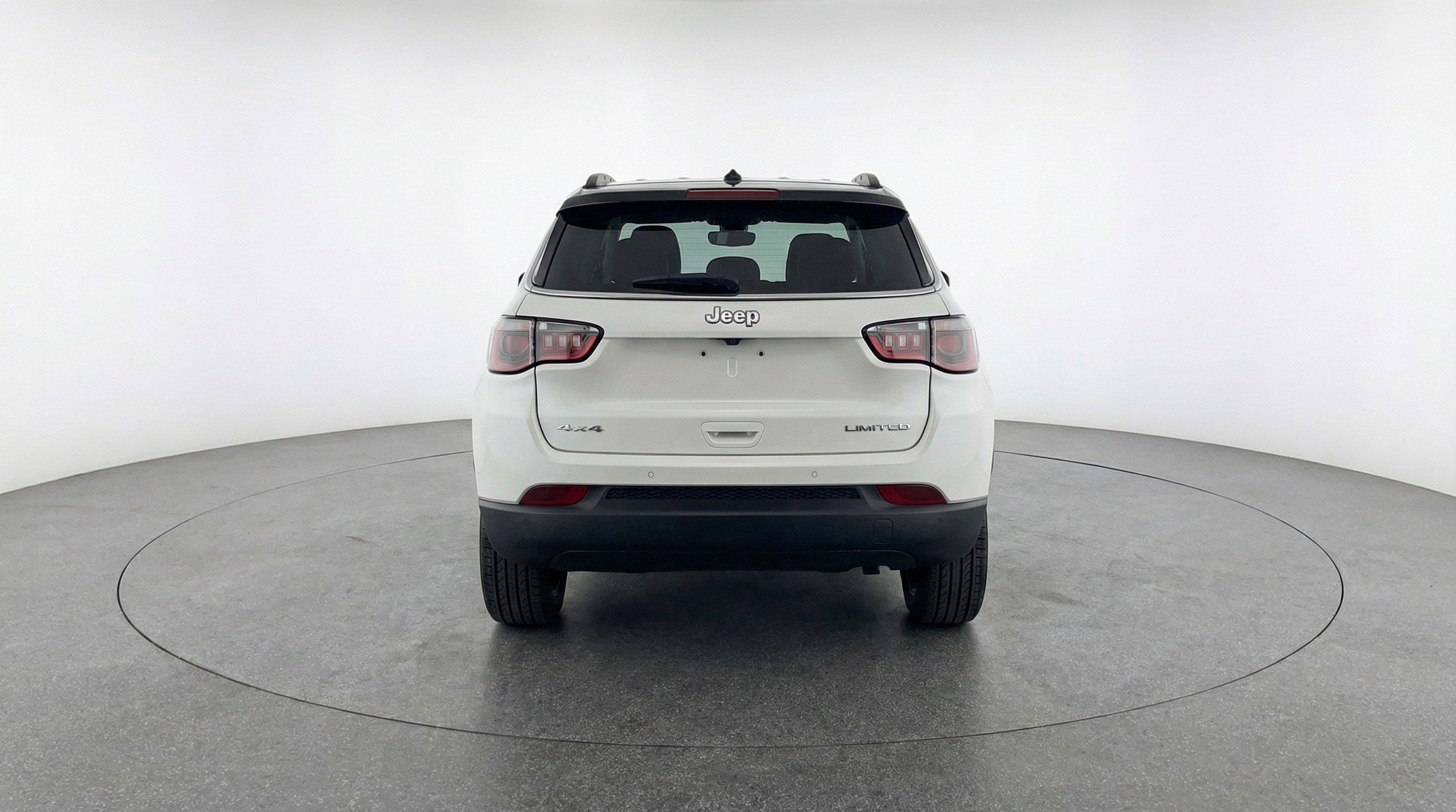 Used 2025 Jeep Compass Limited AWD/4WD image 7
