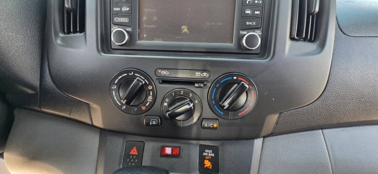 Used 2018 Nissan NV200 SV w/ Navigation Package FWD image 39