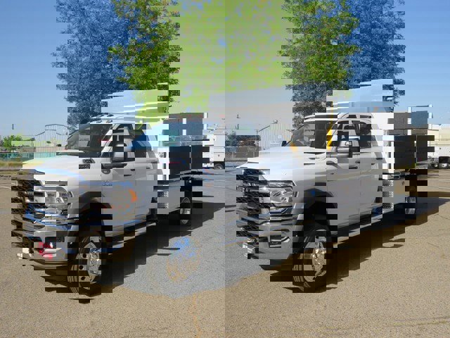 New 2023 RAM 5500 Tradesman w/ Chrome Appearance Group image 7