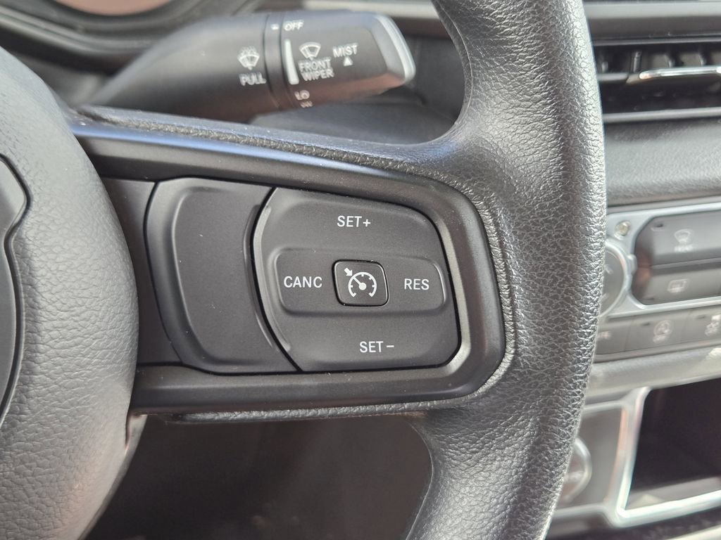 Used 2024 Jeep Gladiator Sport image 32