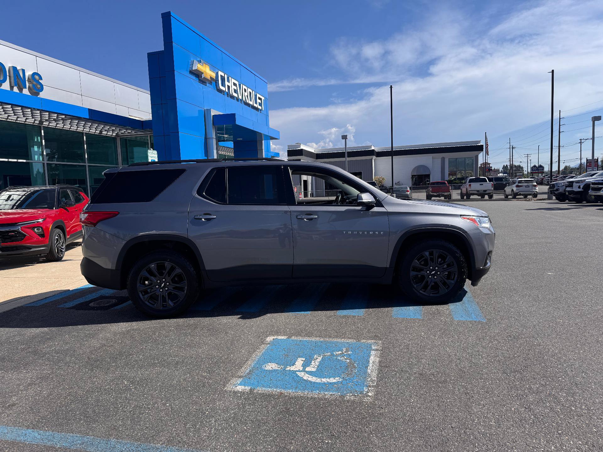 Used 2020 Chevrolet Traverse RS AWD/4WD image 8