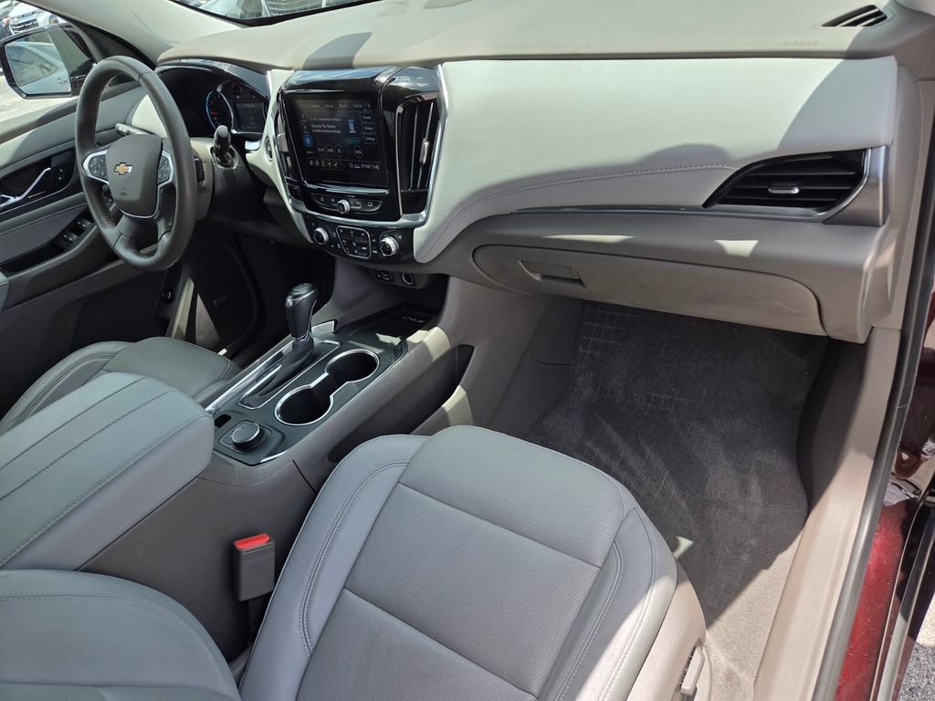 Used 2020 Chevrolet Traverse Premier w/ LPO, Floor Liner Package FWD image 18