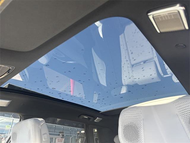 New 2026 Cadillac Lyriq Premium Luxury image 17