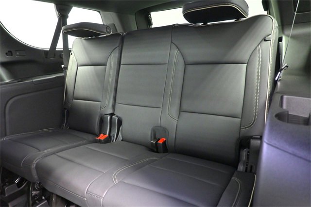 New 2026 Chevrolet Suburban Premier image 17