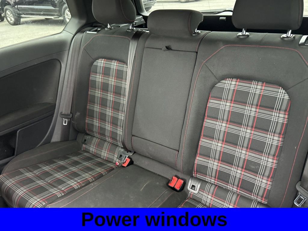 Used 2015 Volkswagen Golf 2.0T S image 6