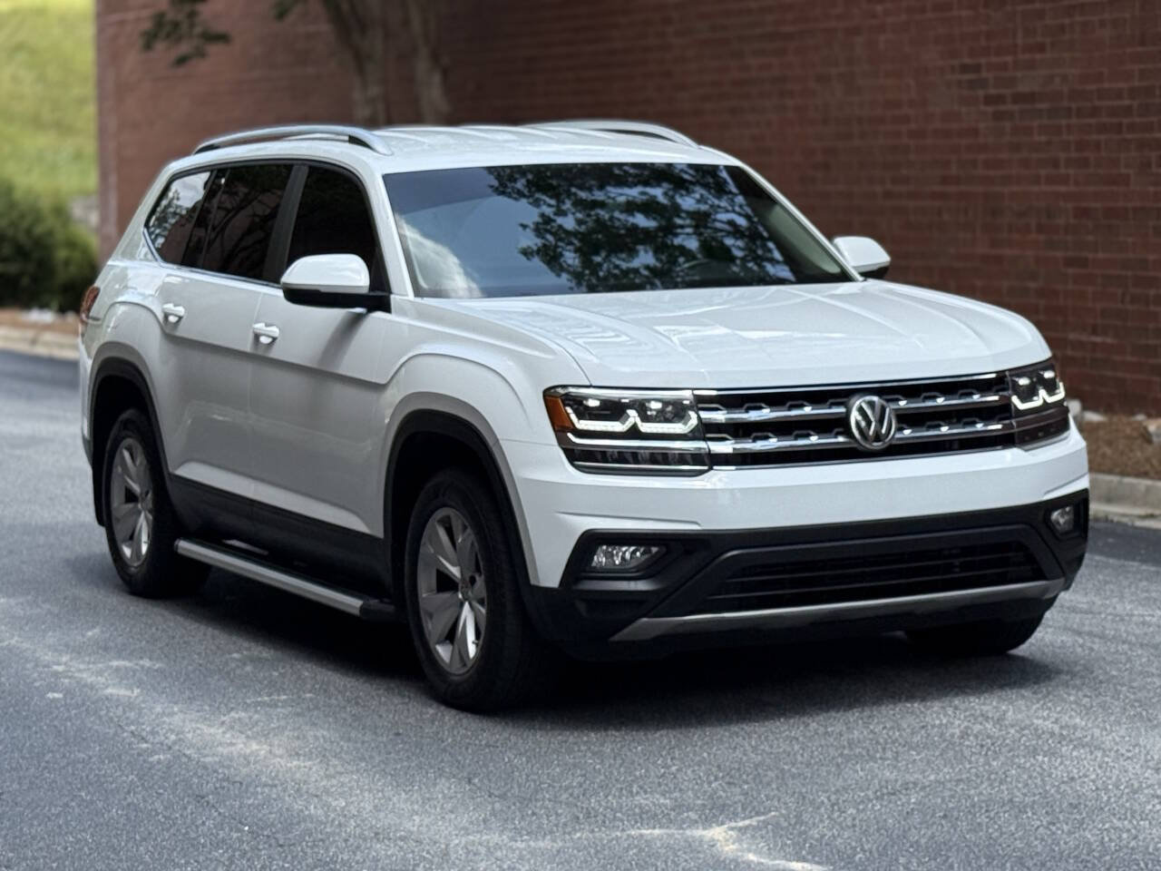 Used 2019 Volkswagen Atlas SE FWD image 3