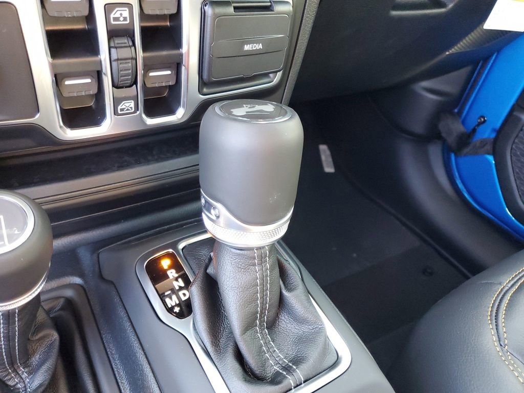 New 2025 Jeep Wrangler Sahara image 28