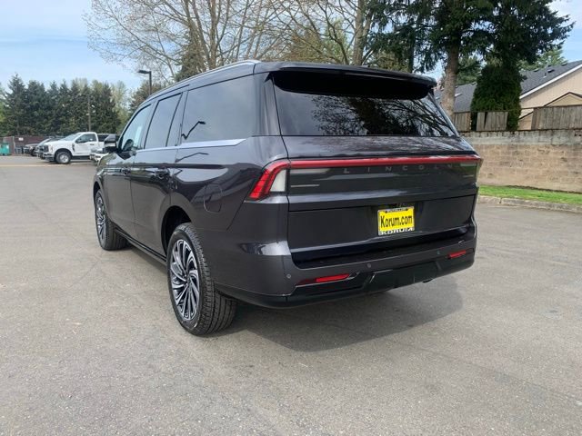 New 2026 Lincoln Navigator Black Label AWD/4WD image 3