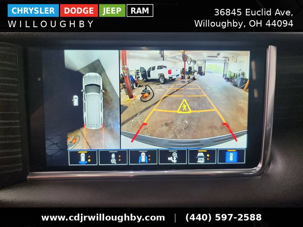 Used 2023 GMC Yukon Denali AWD/4WD image 23
