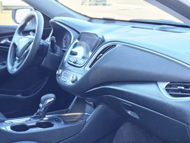 Used 2023 Chevrolet Malibu LT image 13