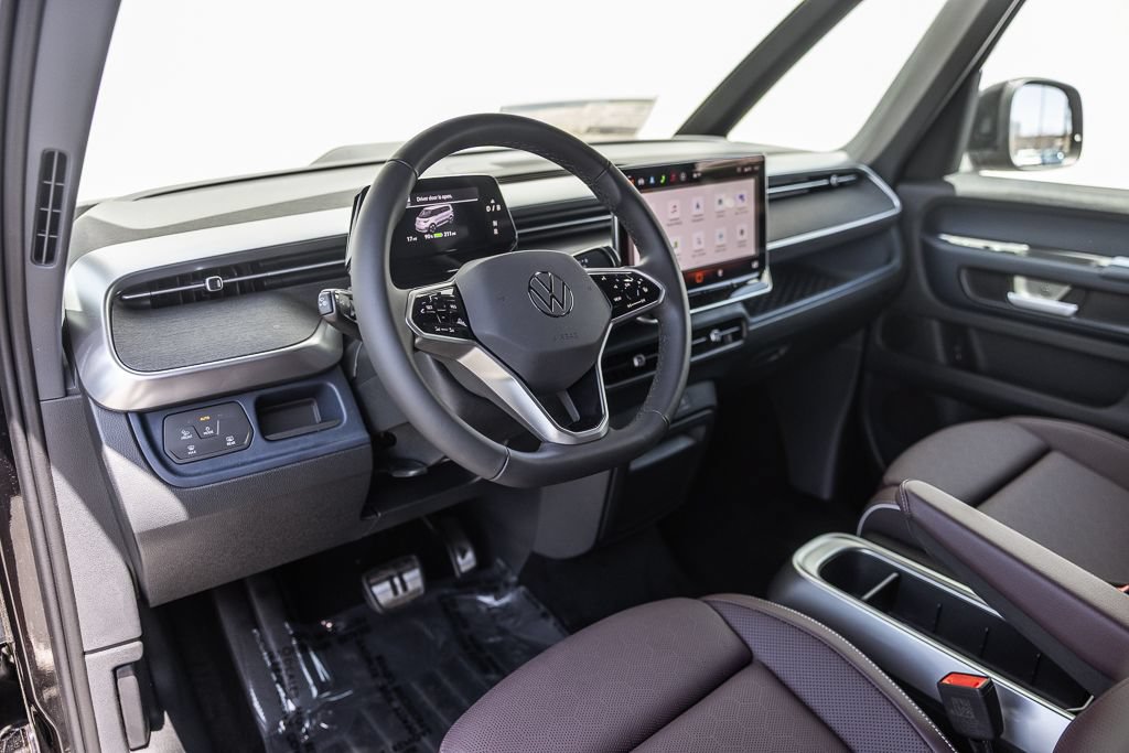 New 2025 Volkswagen ID. Buzz Pro S Plus AWD/4WD image 7