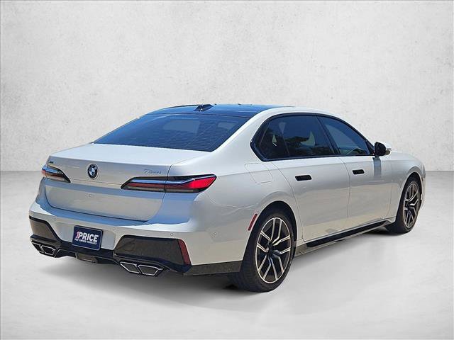 Used 2023 BMW 760i xDrive AWD/4WD image 5