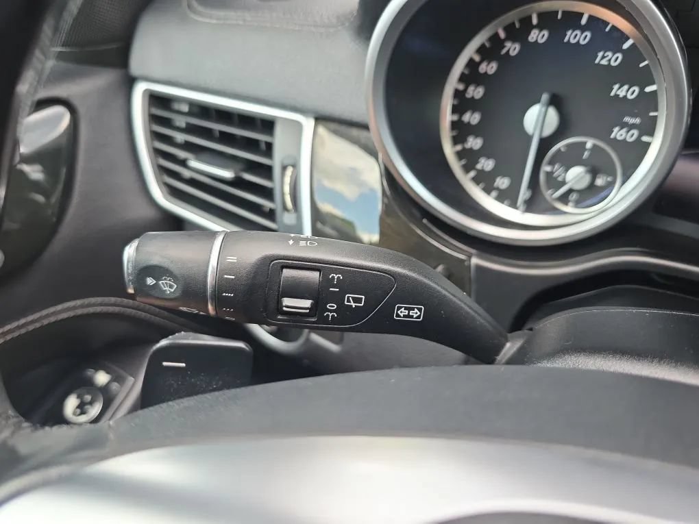 Used 2015 Mercedes-Benz ML 350 2WD image 21