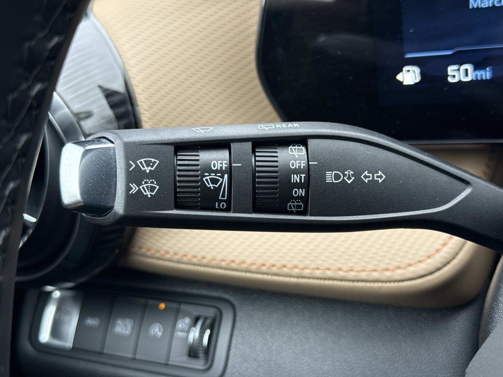 Used 2026 Chevrolet Equinox ACTIV w/ Convenience Package III image 9