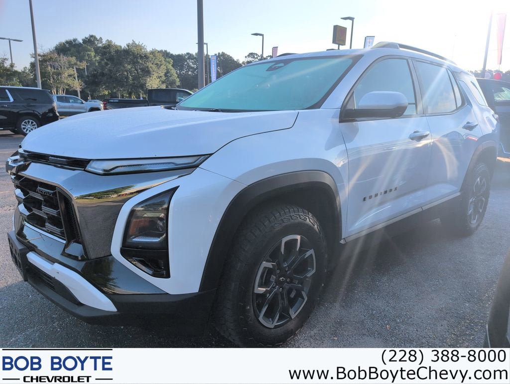 Used 2024 Chevrolet Equinox Premier FWD video 1