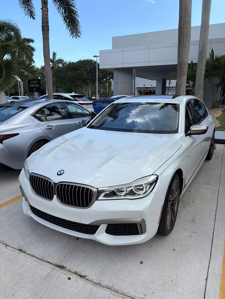 Used 2019 BMW M760i xDrive AWD/4WD image 4