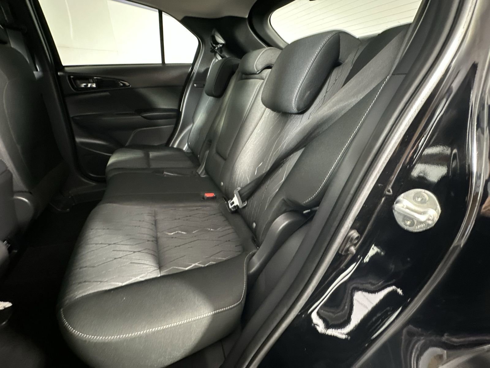 Used 2020 Mitsubishi Eclipse Cross SE image 27