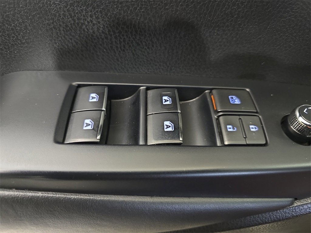 Used 2019 Toyota Highlander Limited image 31