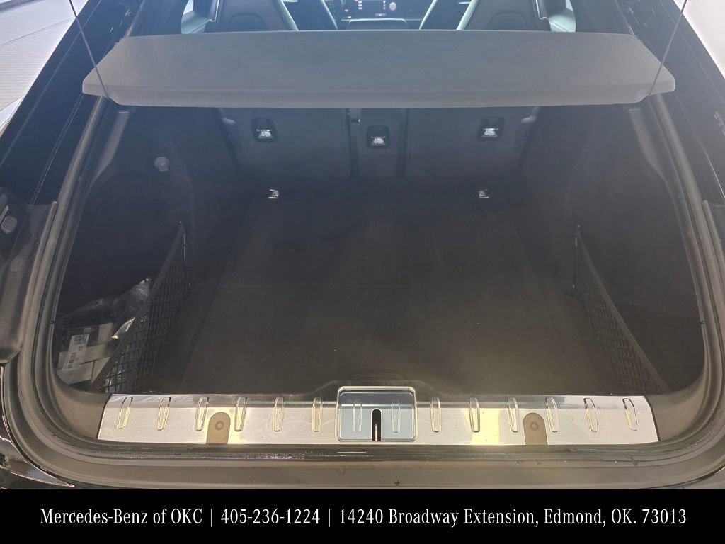 Used 2023 Porsche Panamera 4 Platinum Edition image 16